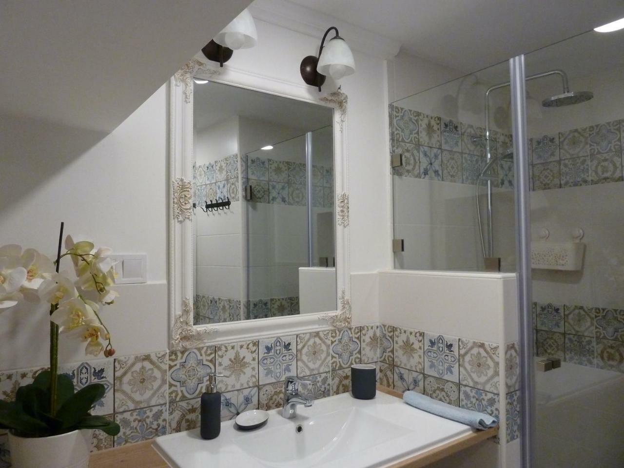 Kossuth Apartmanok Debrecen Exteriör bild